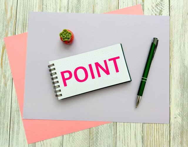 POINTと書かれた紙とペン