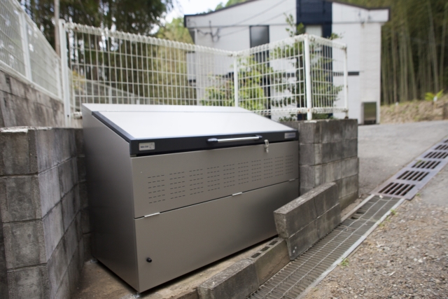 マンションのダストボックス